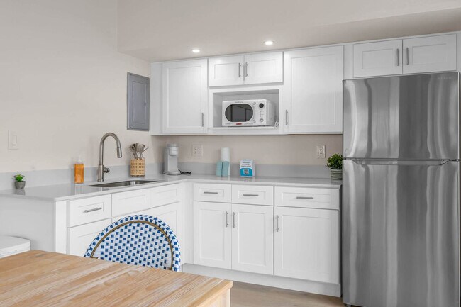 Photo - 637 S Orlando Ave Unidad ID1347290P