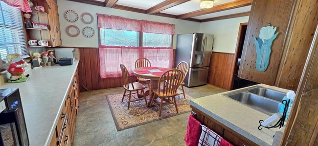 Photo - 15107 Lincoln Blvd