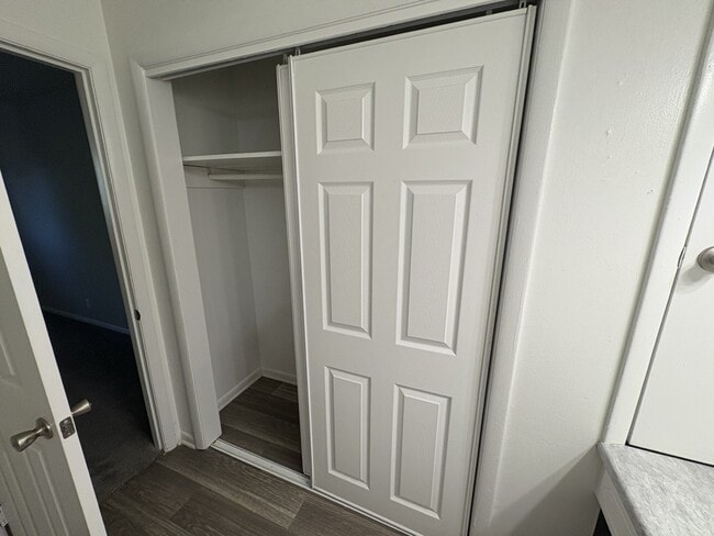 Photo - 1005 Hickory Hill Ln Unidad C110