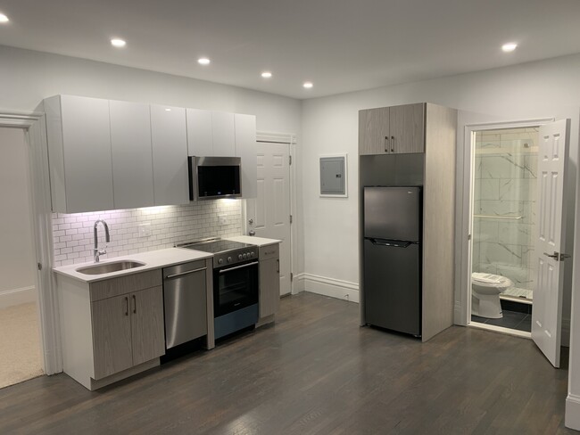 Photo - 226 Newbury St Condo Unit 3R