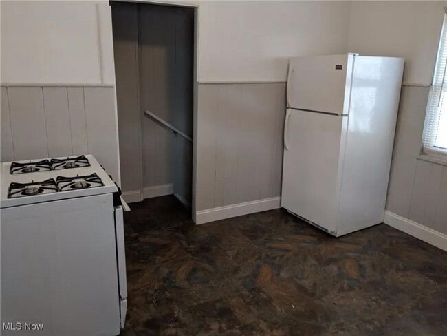 Photo - 3 BD / 2 BA House for Rent- Cleveland