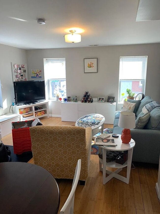 Photo - 736 S 20th St Unit 2nd FL