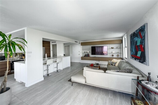 Photo - 16546 NE 26th Ave Unit 4F