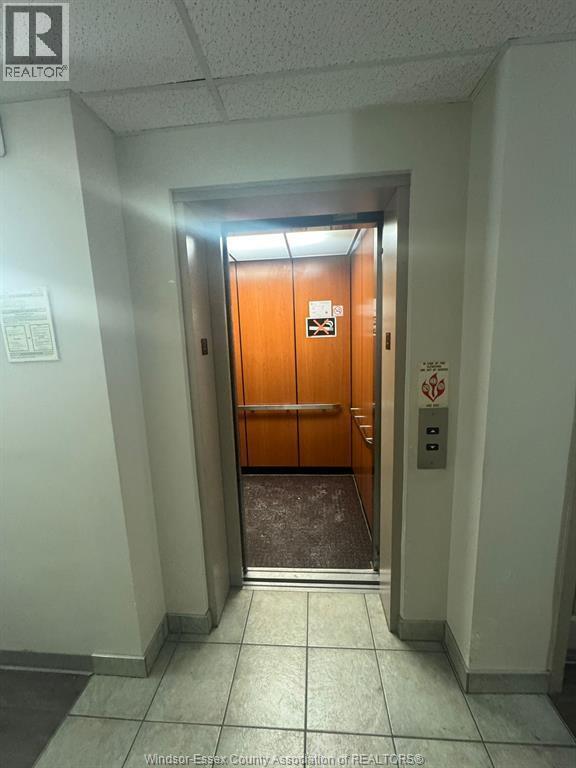 Photo - 4500 Ypres Ave