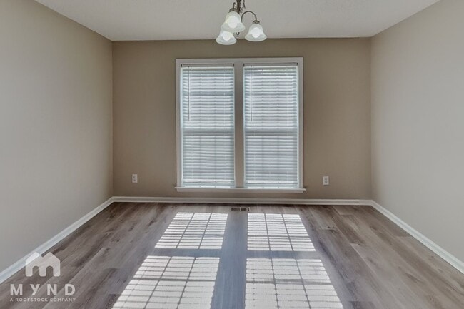 Photo - 3701 Cold Harbour Dr