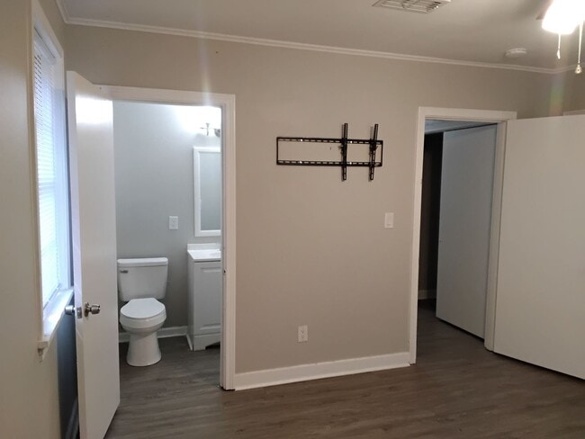 Photo - 5761 Anniston Ave