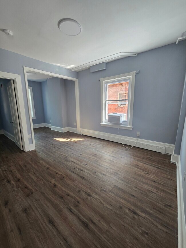Photo - 4812 Regent St Unit 2