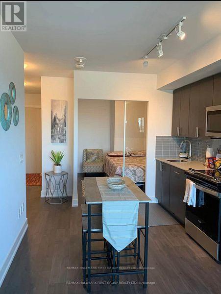 Photo - 2550 Simcoe St N Unité 1114