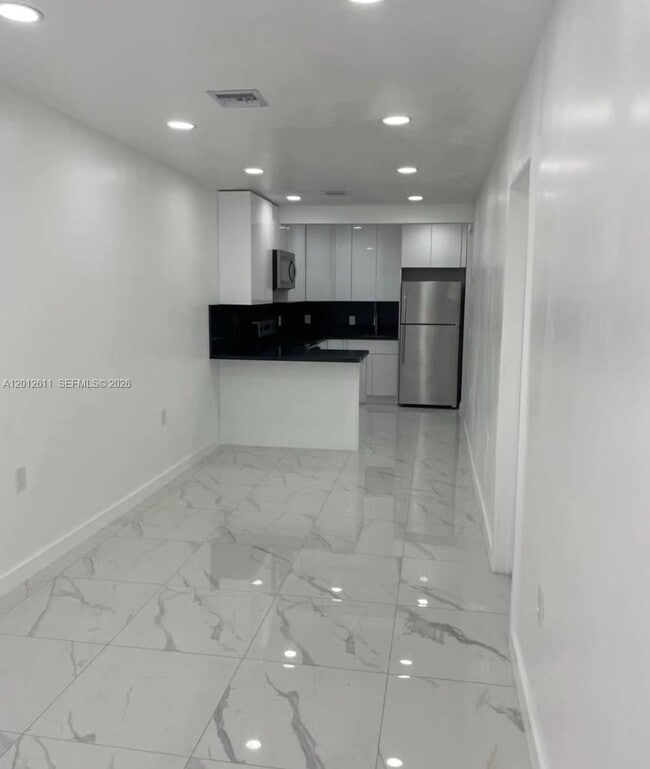Building Photo - 3161 NW 31st St Unit 3161