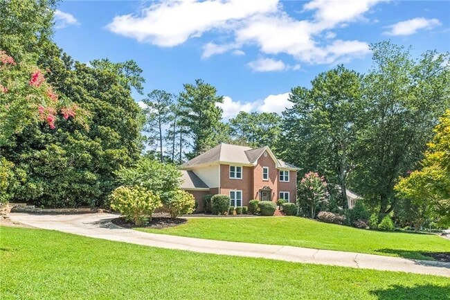 Photo - 3201 Lakeridge Dr SE