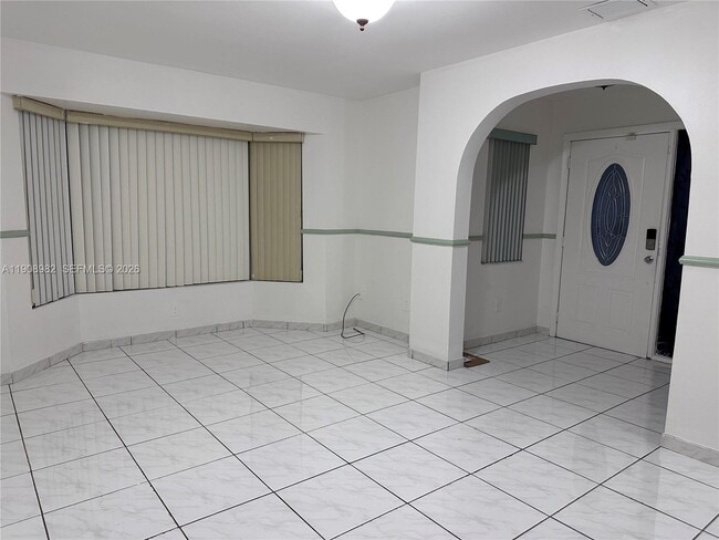 Photo - 16215 SW 139th Ct