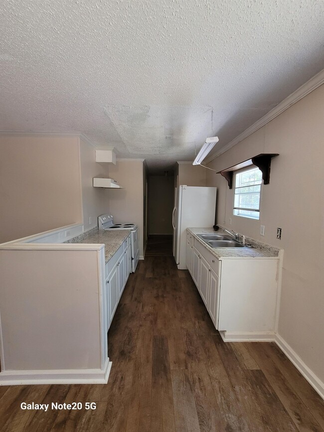 Photo - 3248 Pike Rd