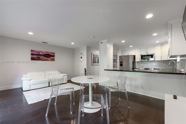 Photo - 3053 Orange St