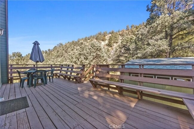Photo - Clean Gambrel Style Cabin in Pine Mountain Club - Available for Immediate Lease, Fully Furnished ...