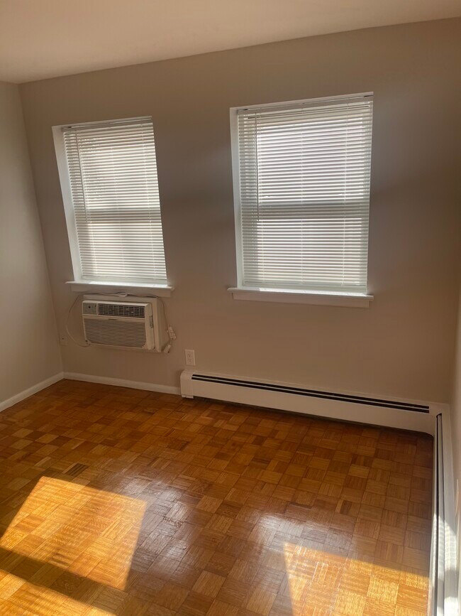 Photo - 500 Alma Ter