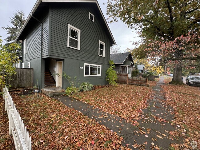 Building Photo - F Street Duplex Rental