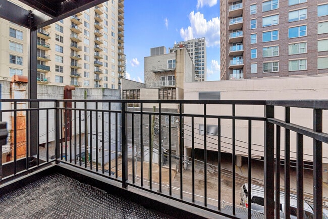 Photo - 1235 N La Salle Dr Unit 5F