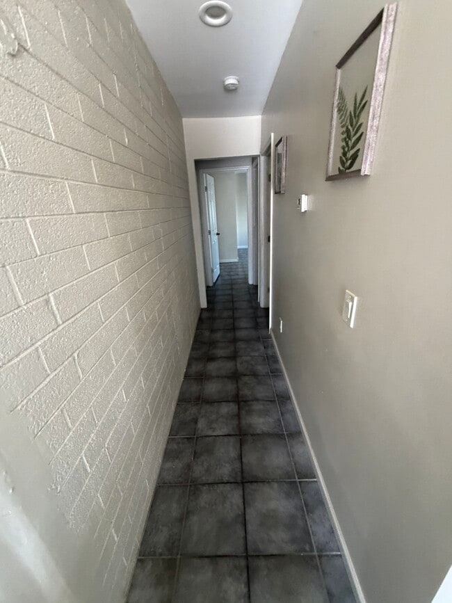 Photo - 8130 W Amelia Ave