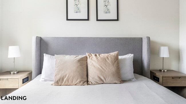 Photo - 12500 Shadowglen Trce Unit 6103