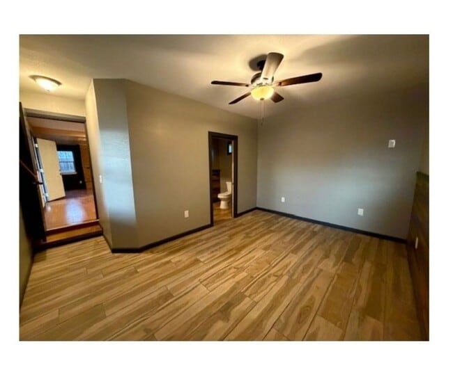 Photo - 159 Mc Dougal Ave