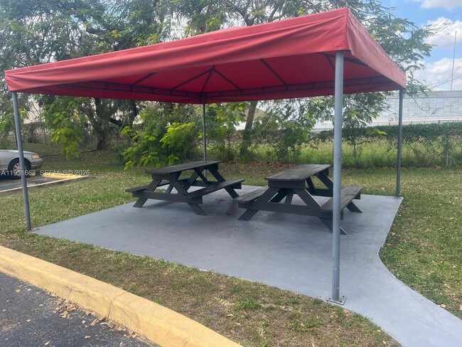 Photo - 590 NW 114th Ave Unit 101