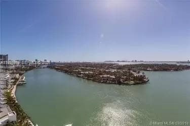 Building Photo - 6770 Indian Creek Dr Unit TSM