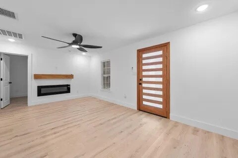 Photo - 842 E Laramie Ln