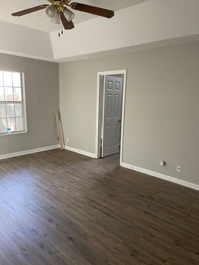 Photo - Newly Remodeled Home near Priest Lake
