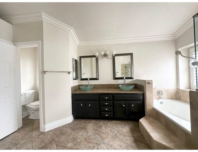 Photo - 19852 E Round Hill Ln