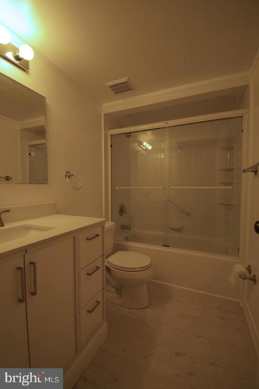 Photo - 905 Meadow Woods Ln