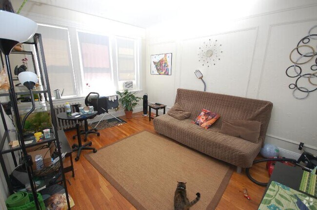 Building Photo - 1667 Commonwealth Ave Unit 32 Rental