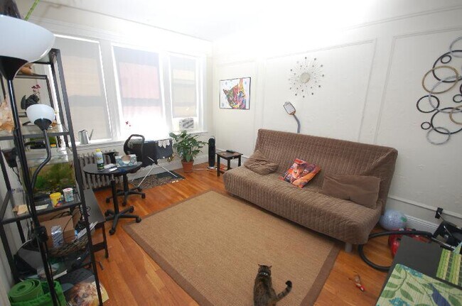 Building Photo - 1667 Commonwealth Ave Unit 32 Rental