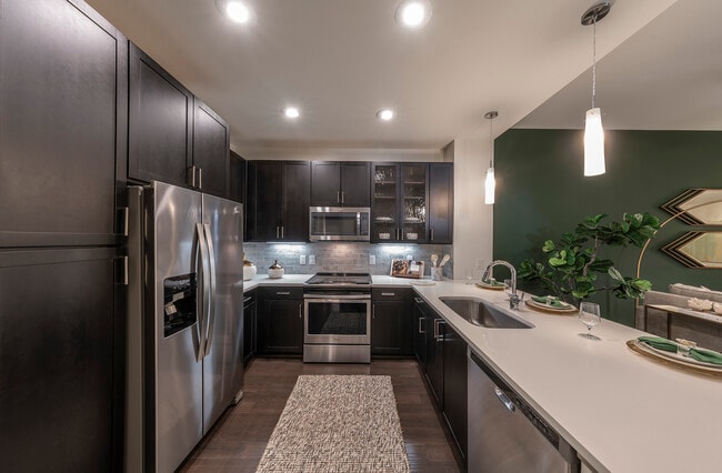 2BD, 2BA - 1243SF - Kitchen