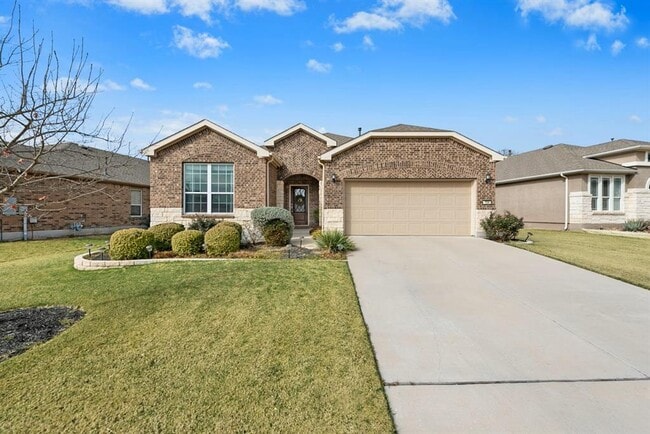 Photo - 704 Archer Ln