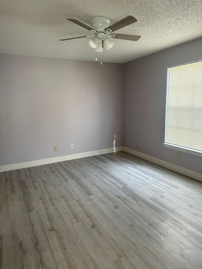 Photo - 2 bedroom  2 Bathroom in Orlando