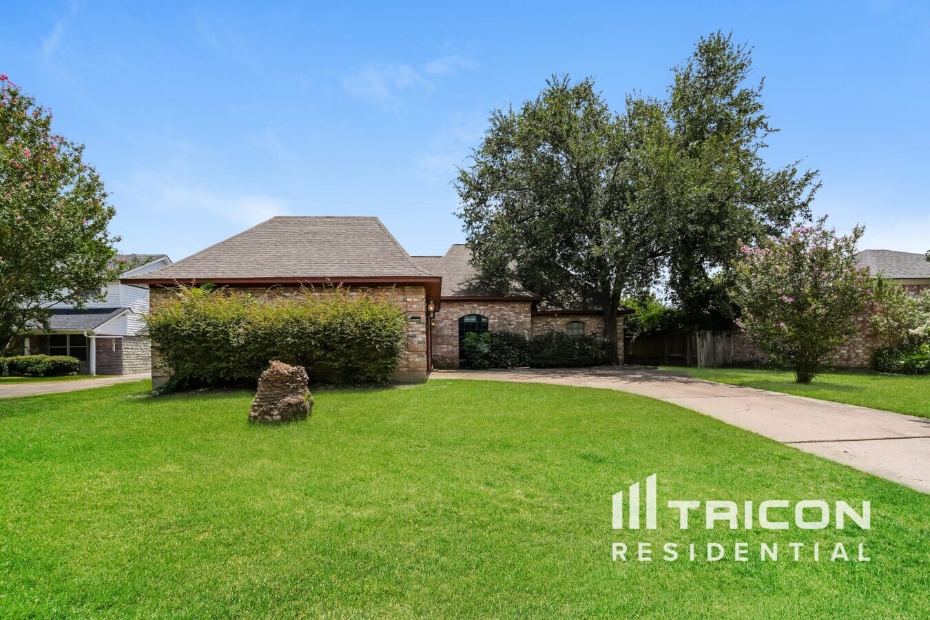 Photo - 7411 Las Brisas Dr House