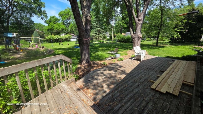 Photo - 5 bed 3 bath spacious single-family house, in Mounds View School District