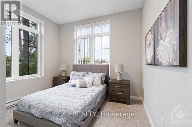 Photo - 301 - 100 PINEHILL ROAD