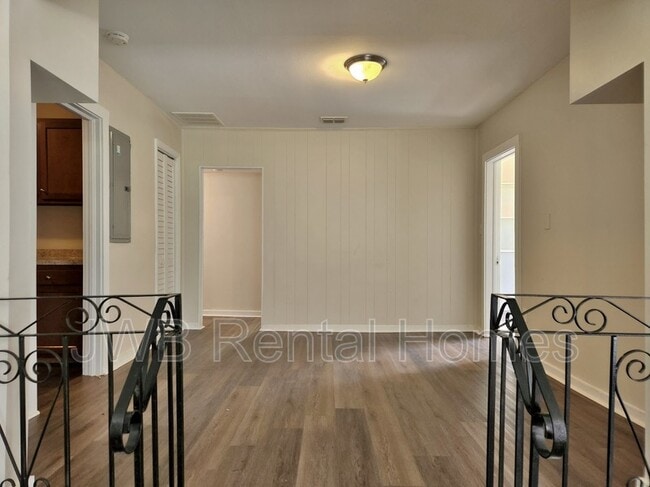 Photo - 214 Santa Barbara St