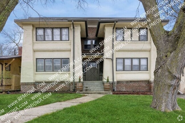 Building Photo - 4023 University Ave Unit 4 Rental