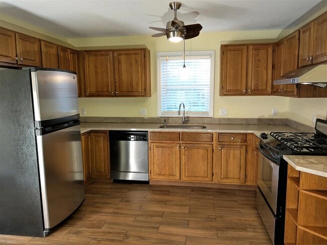 Photo - 14 Wellstone Dr Unit 14