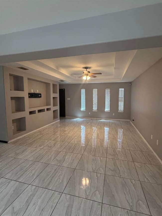 4304 Alexis Dr