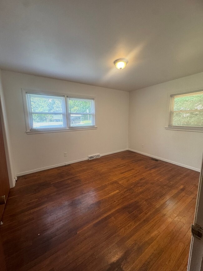 Photo - 3001 Depaul Ct