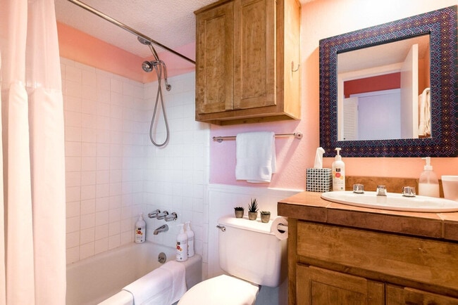 Photo - 2205 Spring Creek Dr Unit ID1054227P