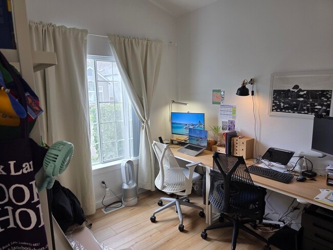 Photo - 25728 SE 35th Pl