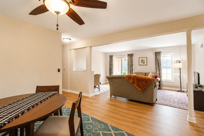 Photo - 530 Shorely Dr Unit 104