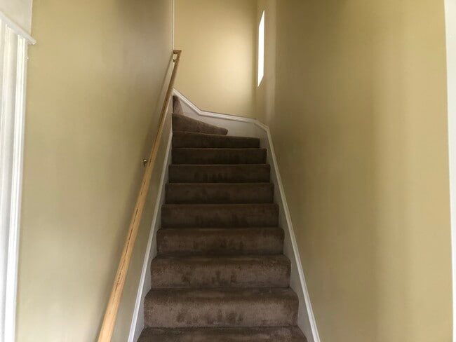 Photo - 1634 Victoria Ave