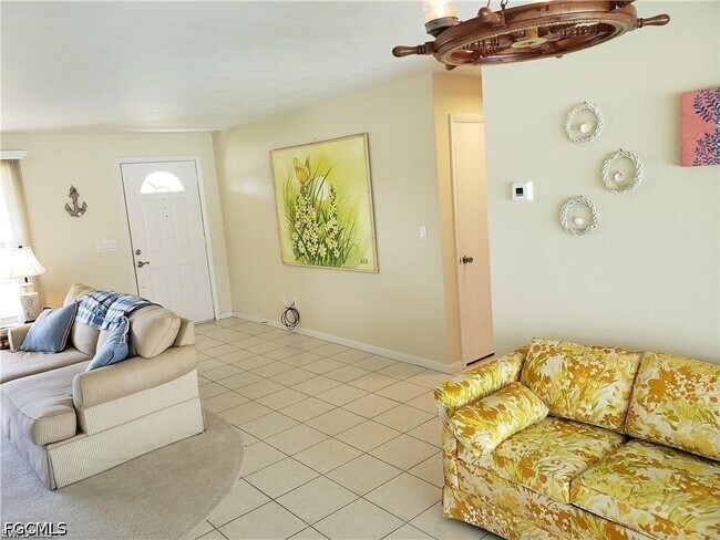 Photo - 1305 SE 21st St