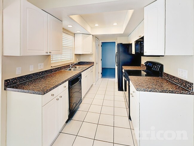 Photo - 120 N Alderwood St