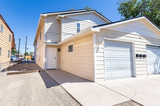 Building Photo - 1240 Bunting Ave Unit 1 Rental